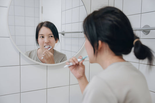 How to Remove Dental Plaque Naturally - Enzim Singapore