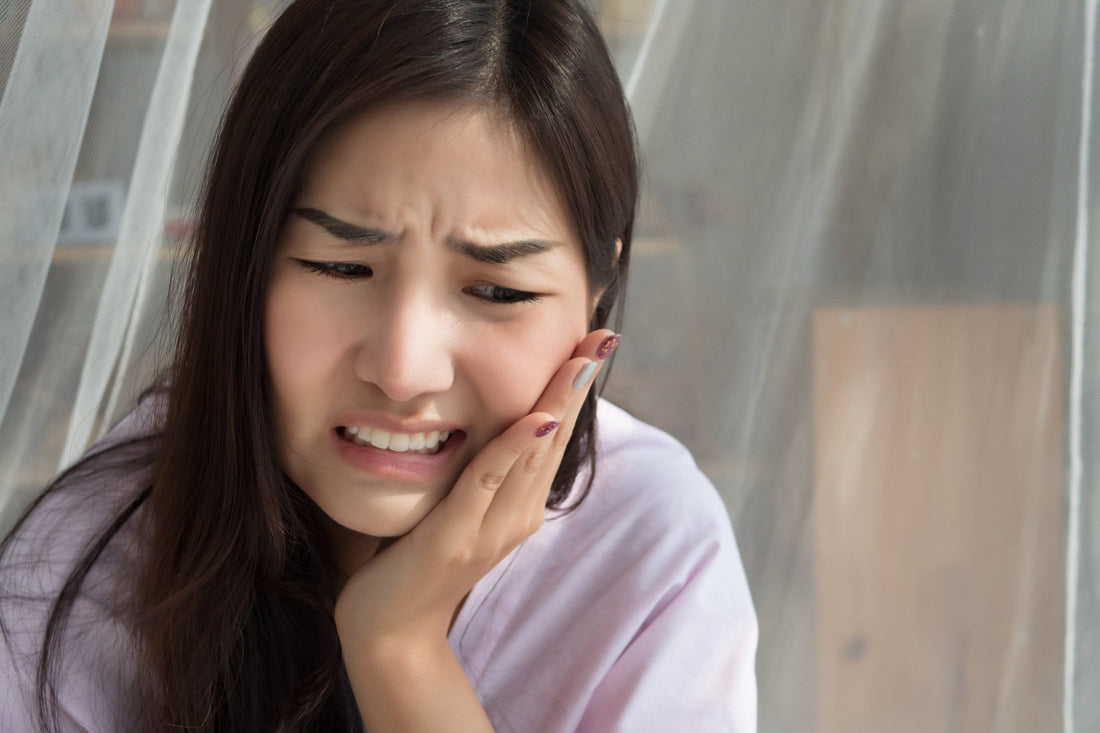 Sensitive Teeth and Receding Gums: Causes, Symptoms, and the Best Ways to Treat Them - Enzim Singapore